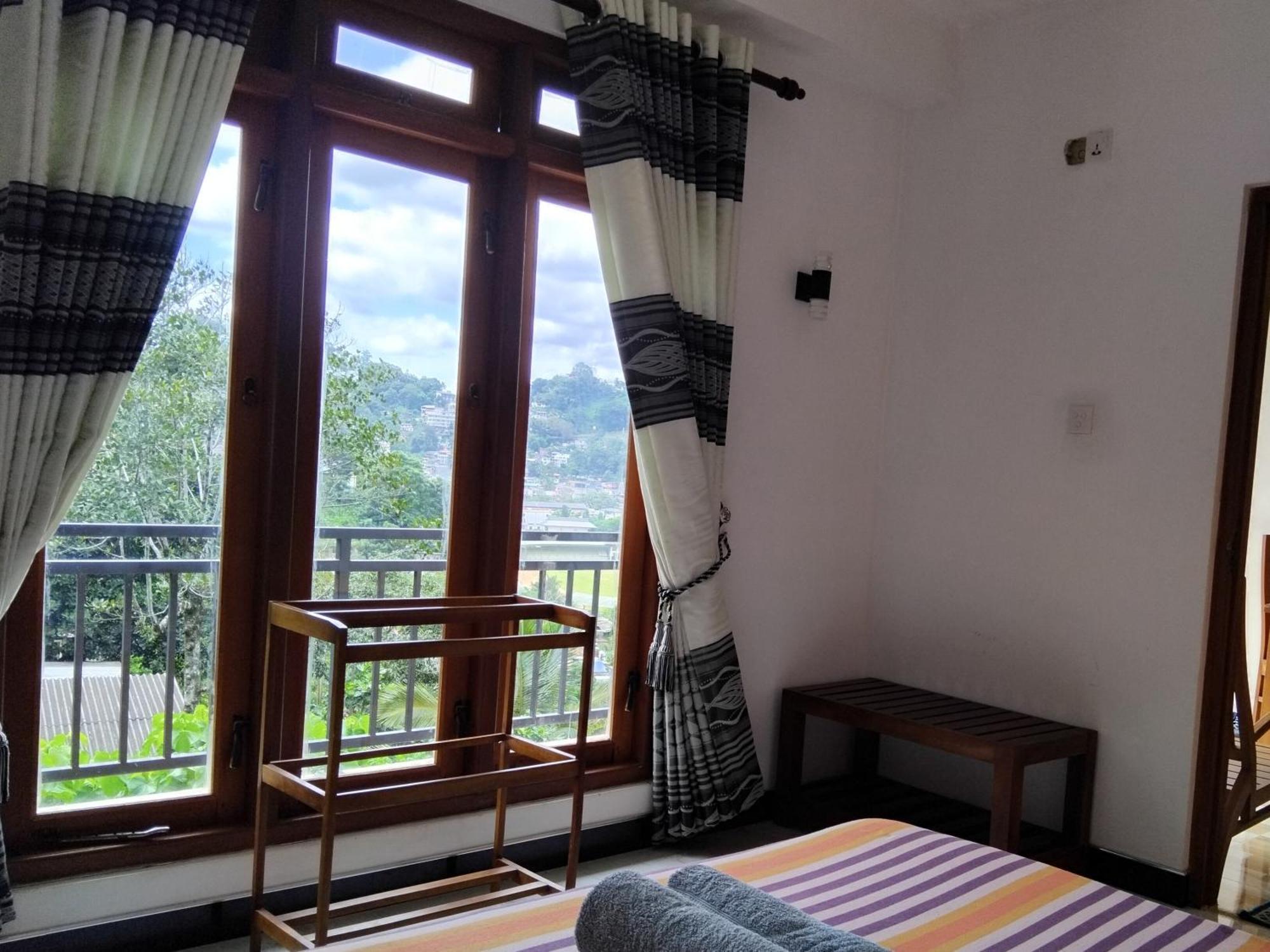 Kelum Homestay 캔디 외부 사진
