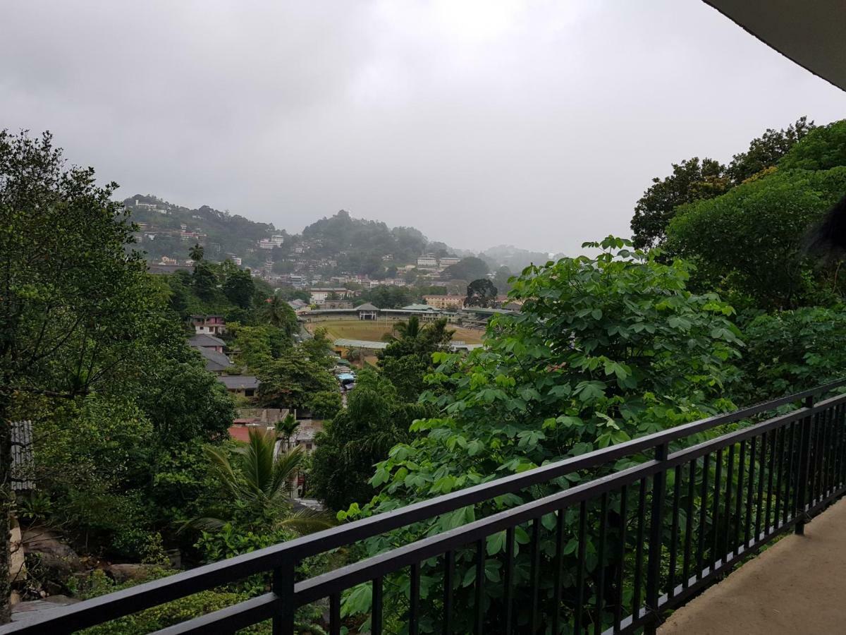 Kelum Homestay 캔디 외부 사진
